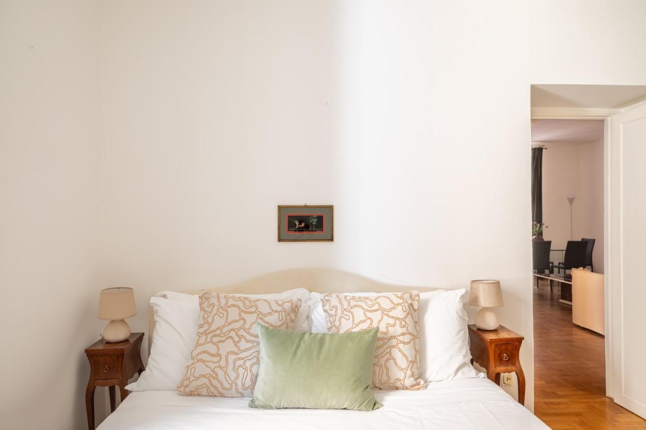 Iflat Red Roman Apartament Dış mekan fotoğraf