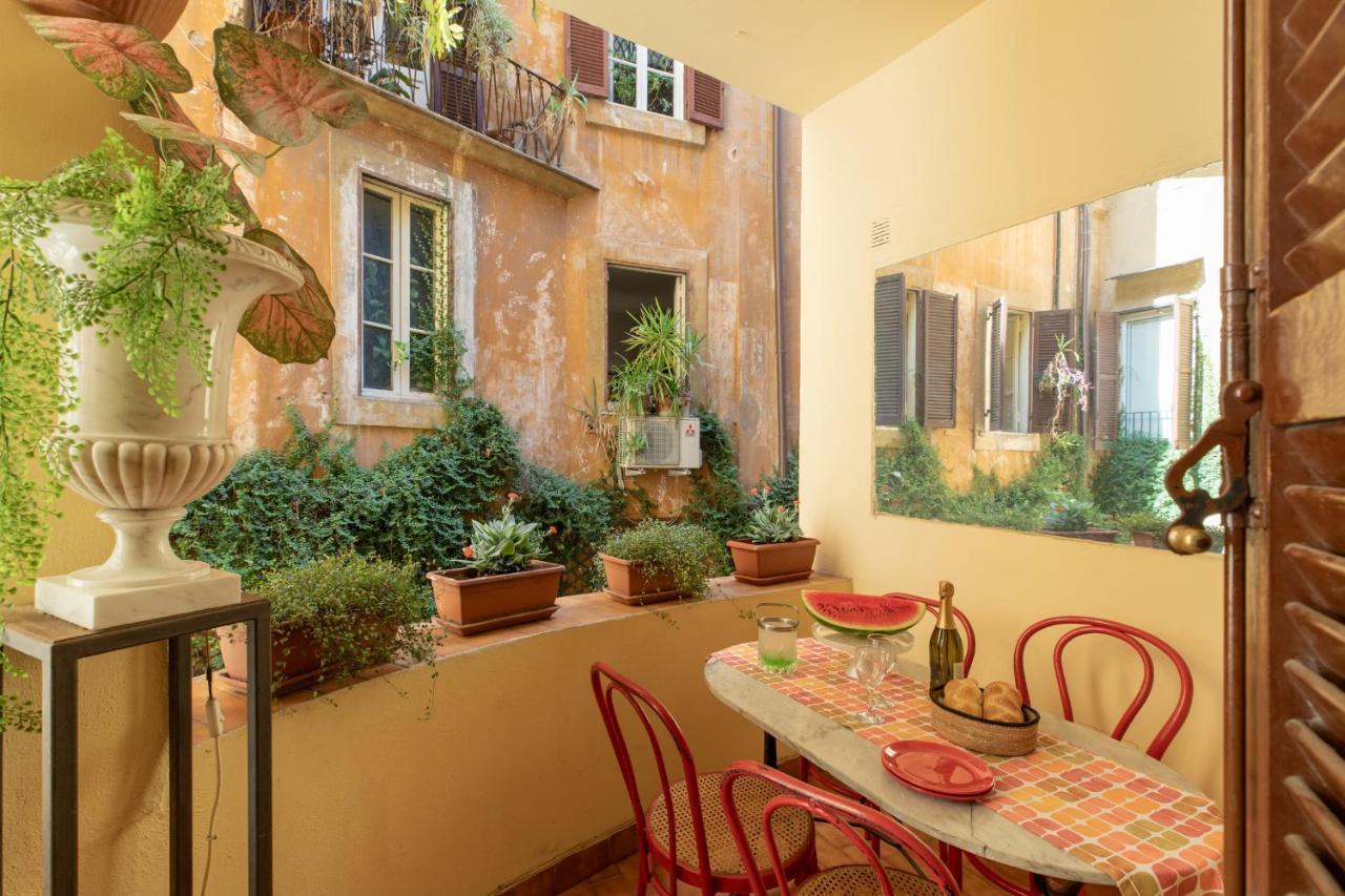 Iflat Red Roman Apartament Dış mekan fotoğraf