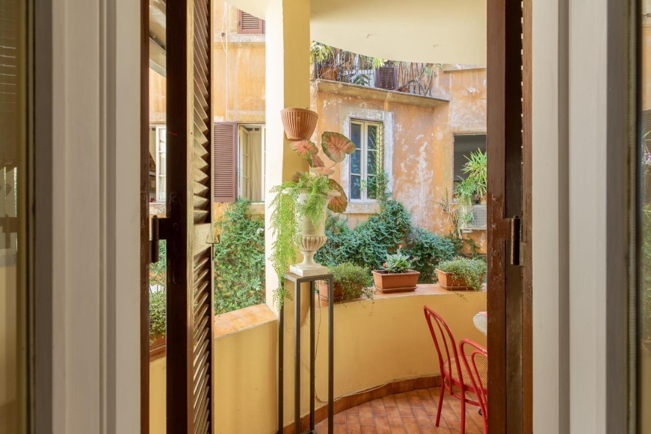 Iflat Red Roman Apartament Dış mekan fotoğraf